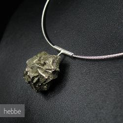 minimalistyczny naszyjnik z pirytem - Naszyjniki - Biżuteria