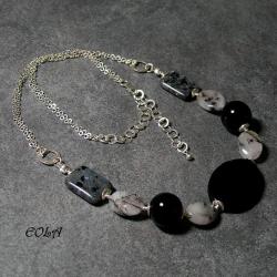 srebrny naszyjnik z różnymi kamieniami - Naszyjniki - Biżuteria