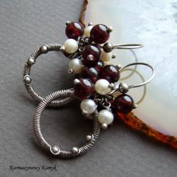 eleganckie kolczyki,granaty,srebro,perły - Kolczyki - Biżuteria