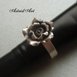 srebrny pierścionek z różą - Pierścionki - Biżuteria