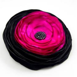 broszka,różowa,czarna,kwiaty polski - Broszki - Biżuteria