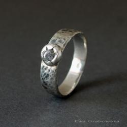 pierścionek,cyrkonia,srebro - Pierścionki - Biżuteria
