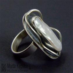 srebrny pierścionek z perłą,perła - Pierścionki - Biżuteria