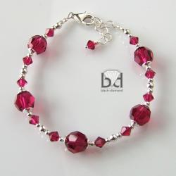 bransoletka w kolorze rubinu - Bransoletki - Biżuteria