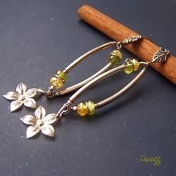 Romantyczne,długie kolczyki z kwiatem - Kolczyki - Biżuteria
