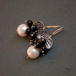 urokliwe kolczyki,srebrne,srebro,perły,onyks - Kolczyki - Biżuteria