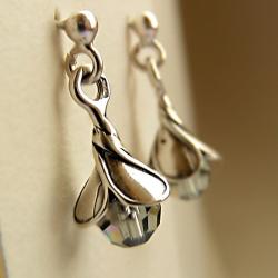 delikatne srebrne kolczyki,drobne,swarowski - Kolczyki - Biżuteria