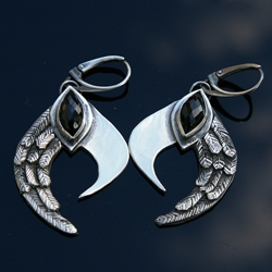 skrzydła,granat,srebro - Kolczyki - Biżuteria