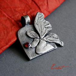 wisiorek srebrny elf - Wisiory - Biżuteria
