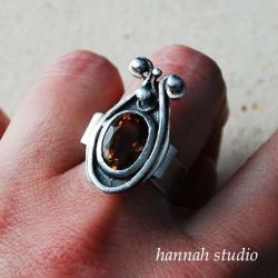 pierścień stylizowany na dawne rękodzieło - Pierścionki - Biżuteria