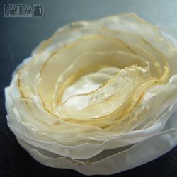 broszka kwiat,z organzy,kremowy,na ślub - Broszki - Biżuteria