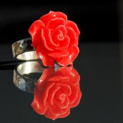 pierścionek z różą,kwiat,pierścionek z koralem - Pierścionki - Biżuteria