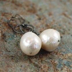 perły,srebro,minimalistyczne kolczyki - Kolczyki - Biżuteria